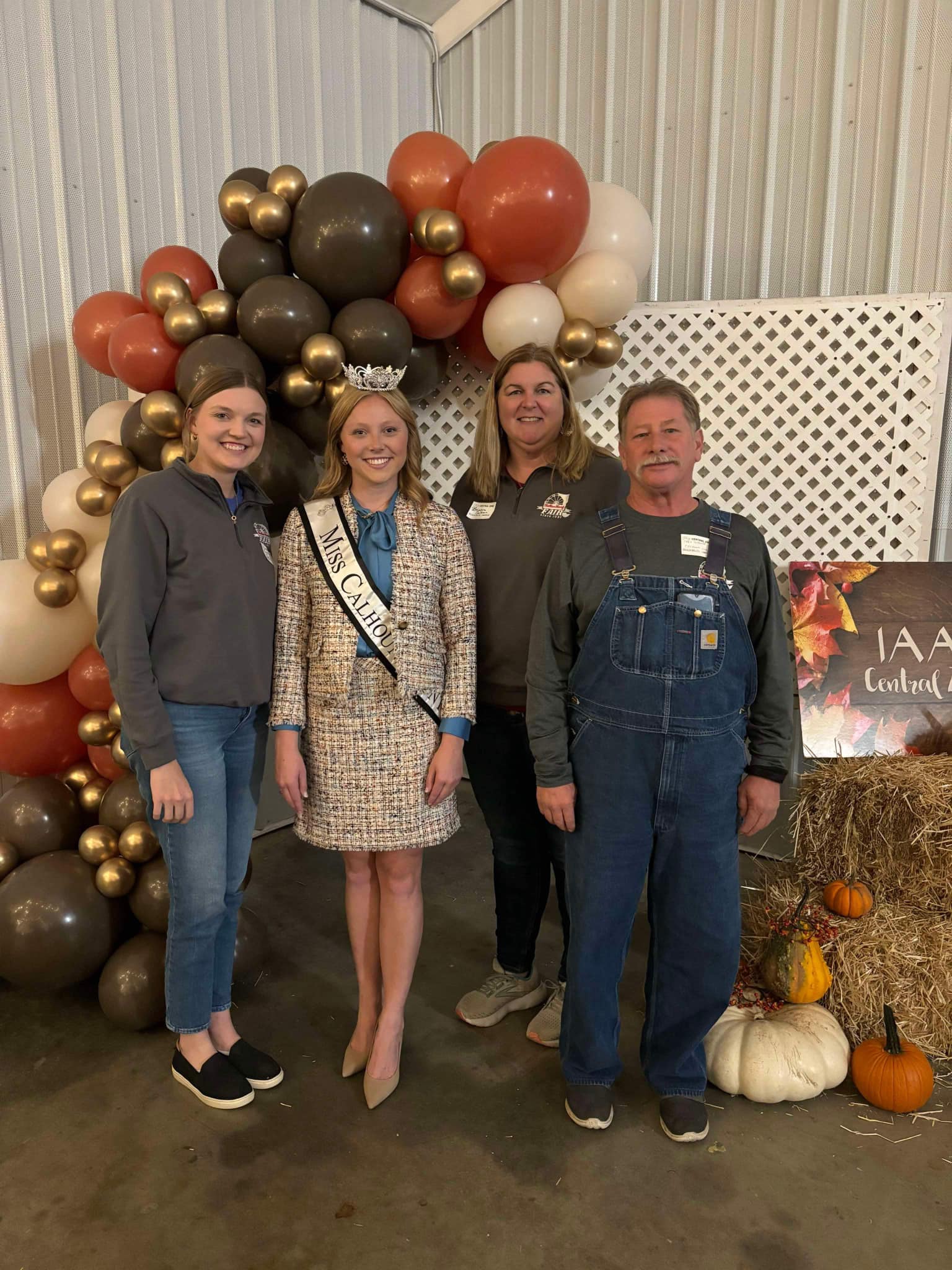 Queen and board members